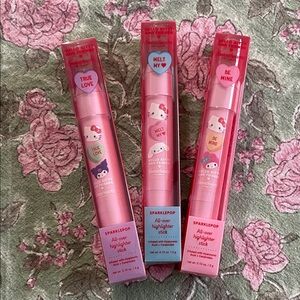 Hello Kitty SparklePop All-Over Highlighter Stick — Pink